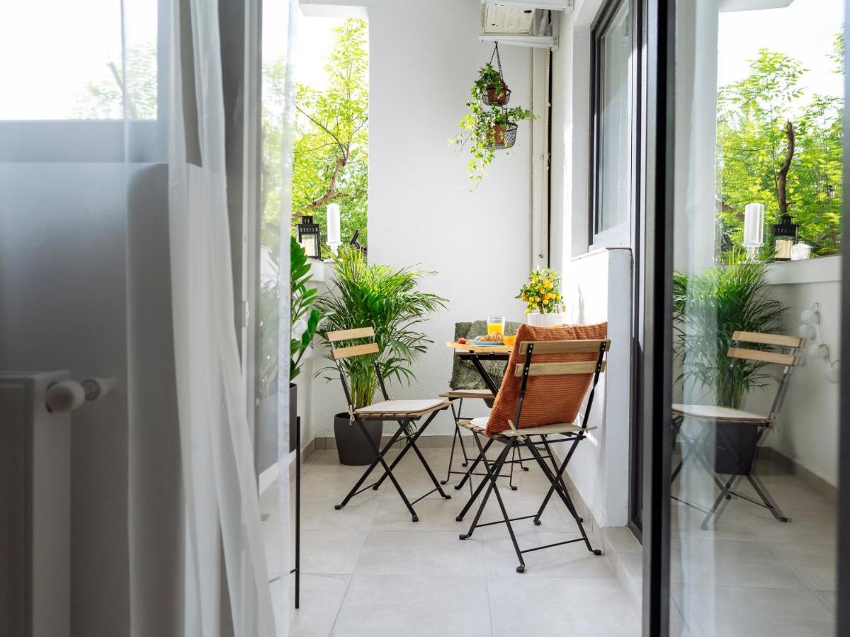 Bright 3Br Flat - Top Location - Green View Balcony Bukarest Eksteriør billede