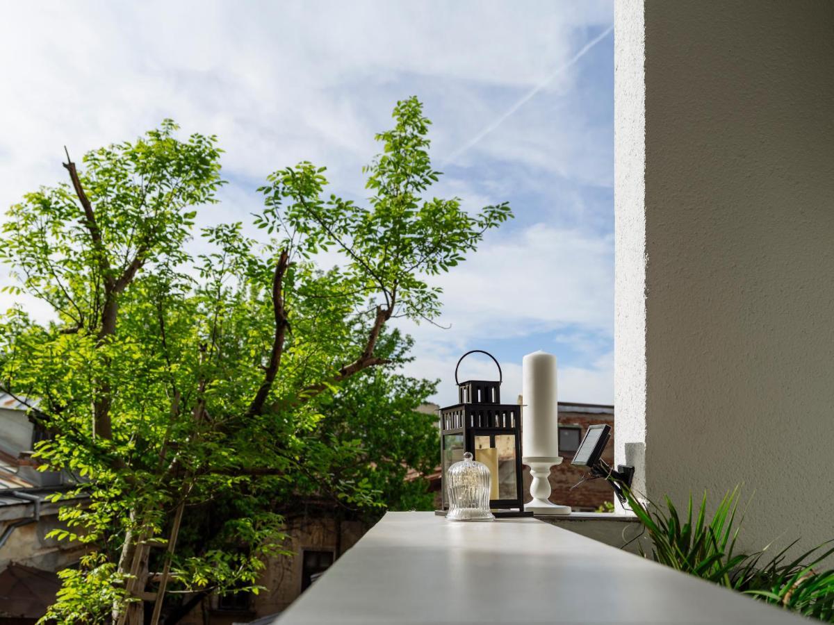 Bright 3Br Flat - Top Location - Green View Balcony Bukarest Eksteriør billede