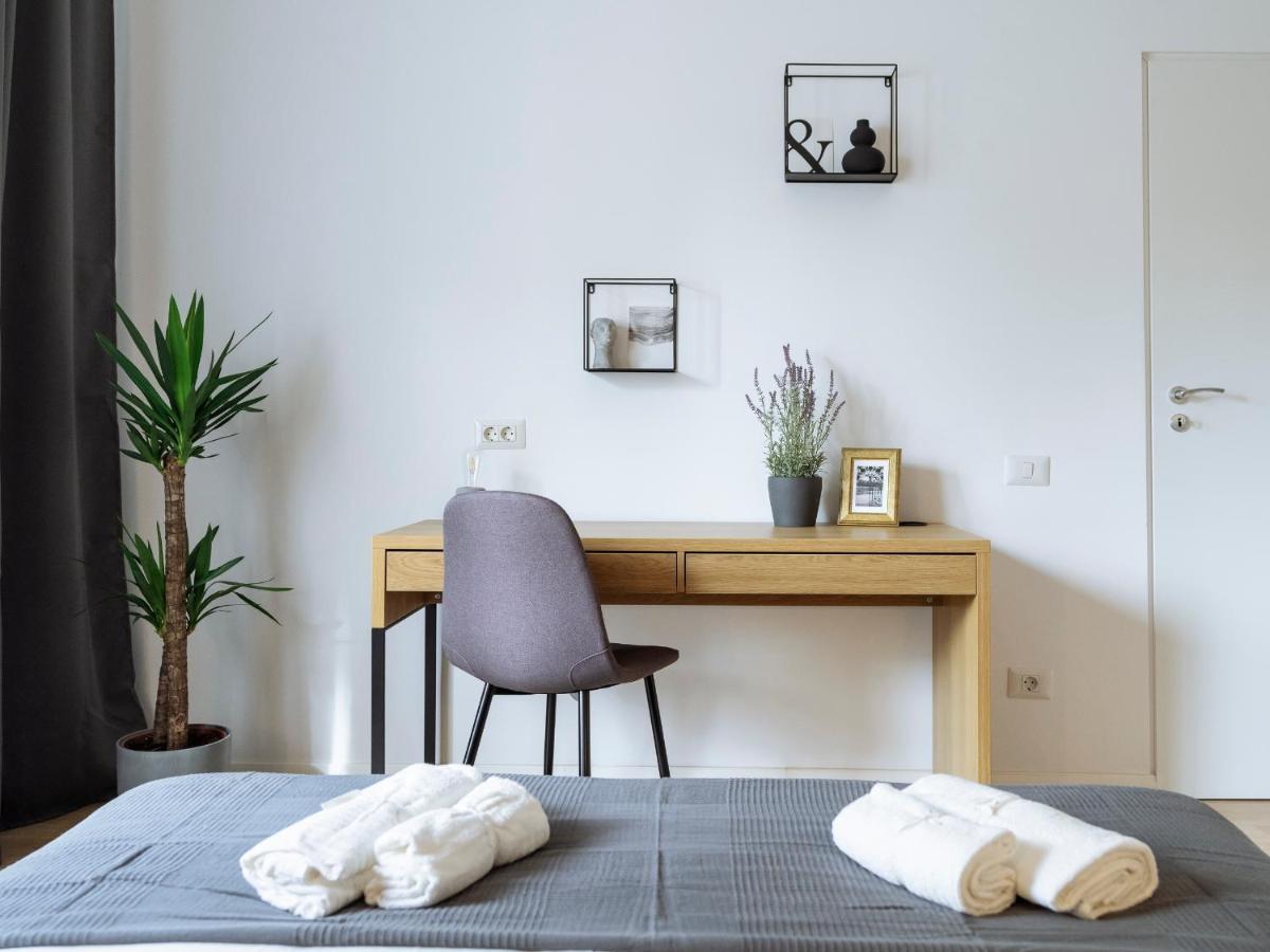 Bright 3Br Flat - Top Location - Green View Balcony Bukarest Eksteriør billede