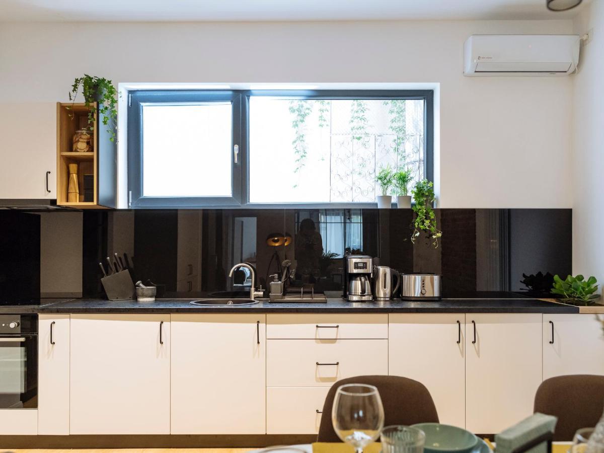 Bright 3Br Flat - Top Location - Green View Balcony Bukarest Eksteriør billede