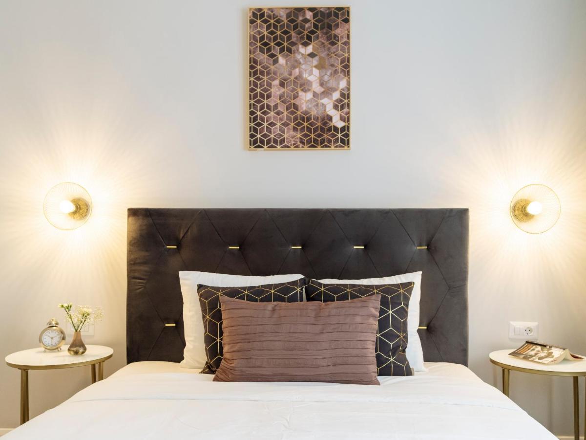 Bright 3Br Flat - Top Location - Green View Balcony Bukarest Eksteriør billede